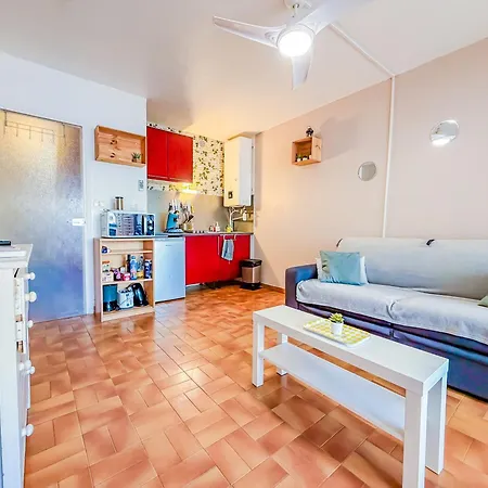 2 Personnes Proche Du Port Agde