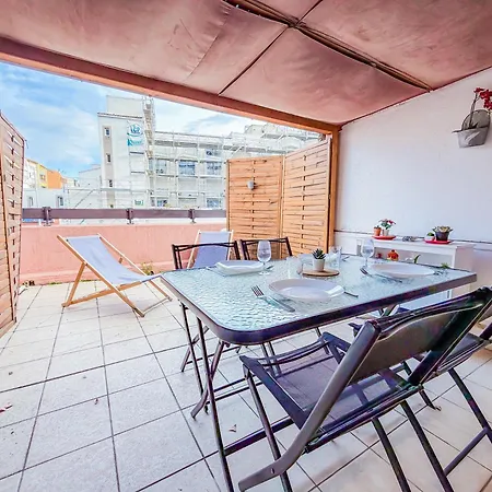 Apartment 2 Personnes Proche Du Port *